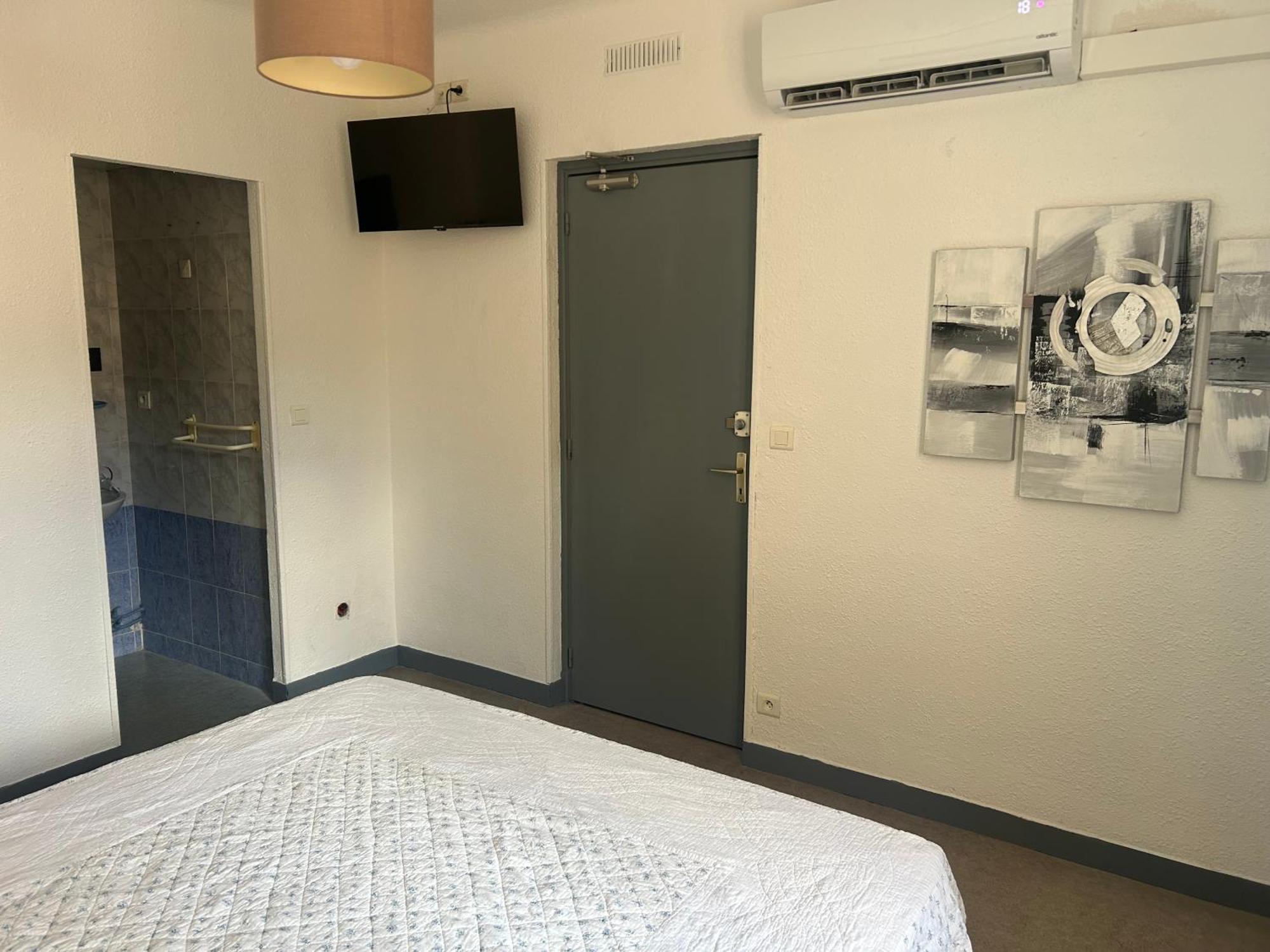 Hotel L'Acropole Nissan-lez-Enserune ภายนอก รูปภาพ