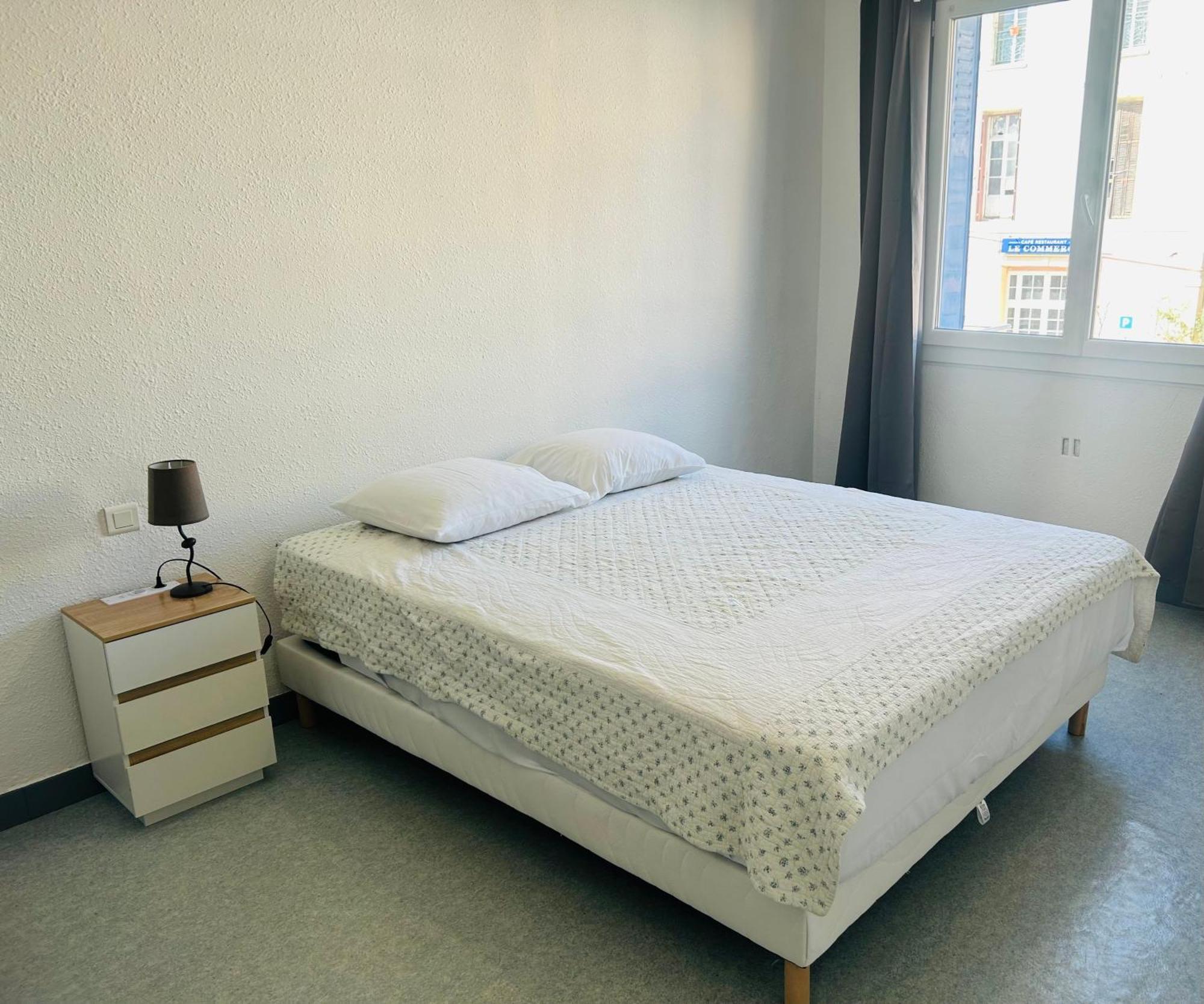 Hotel L'Acropole Nissan-lez-Enserune ภายนอก รูปภาพ